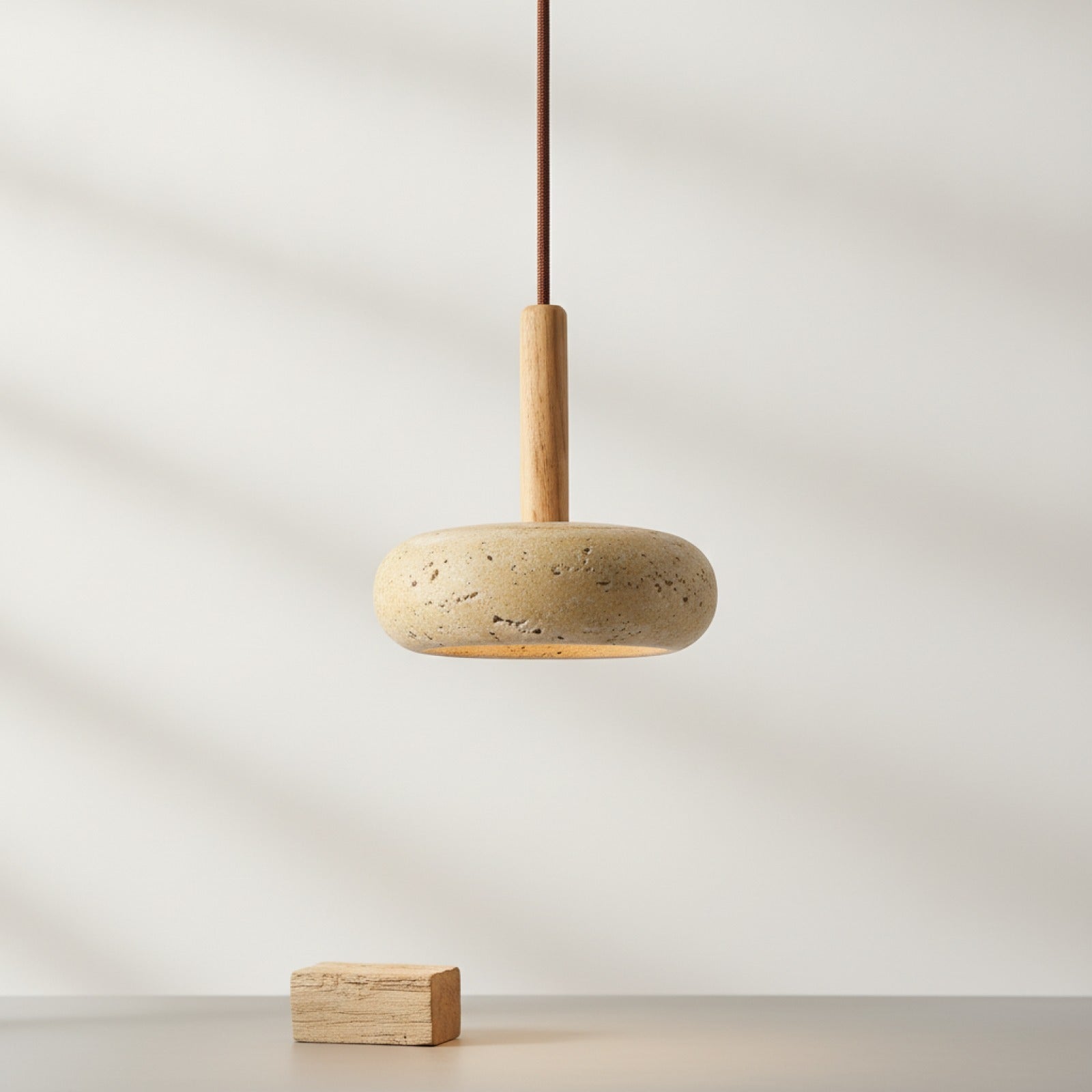 Lampe Suspendue Wabi Sabi Pierre Jaune